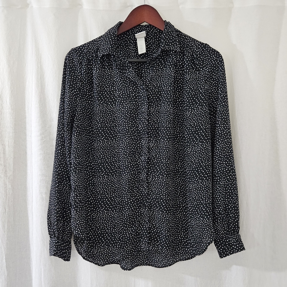 H&M Black/White Polka Dot Patterned Button Front Blouse Women’s Size 6